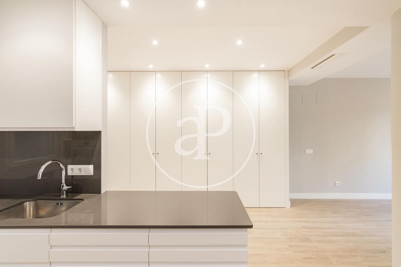 3 bedroom Apartment for rent in Madrid city - € 3,200 (Ref: 9860114)