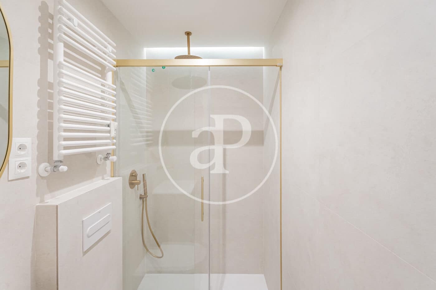 2 slaapkamer Penthouse te koop in Madrid stad - € 1.180.000 (Ref: 9860115)