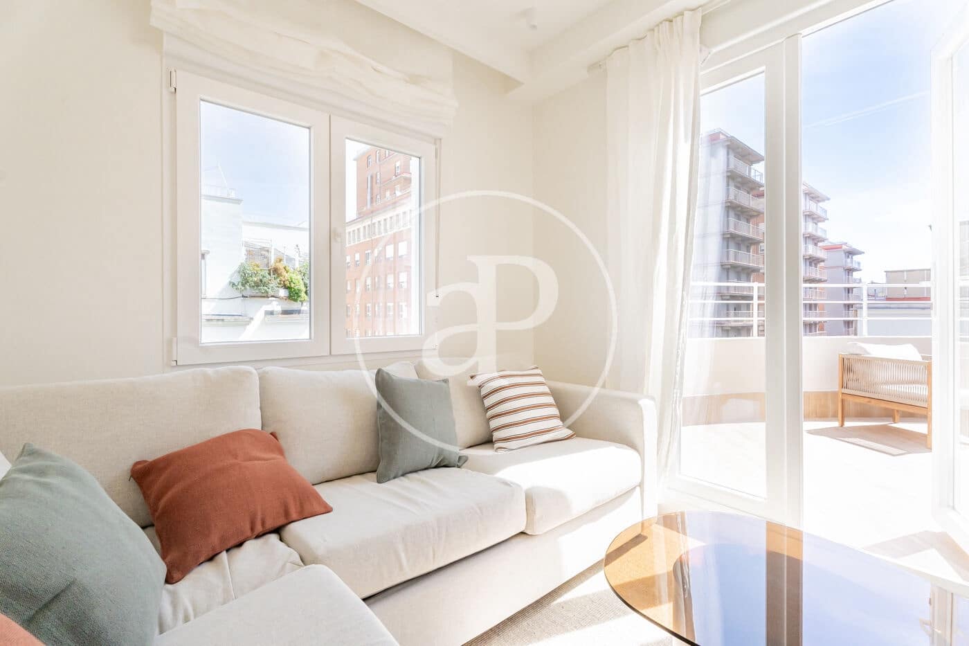 2 slaapkamer Penthouse te koop in Madrid stad - € 1.180.000 (Ref: 9860115)