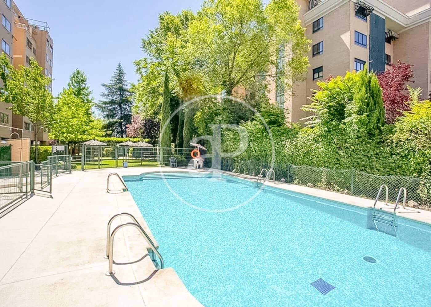 3 soveværelse Lejlighed til salg i Madrid by med swimmingpool - € 768.000 (Ref: 9861878)