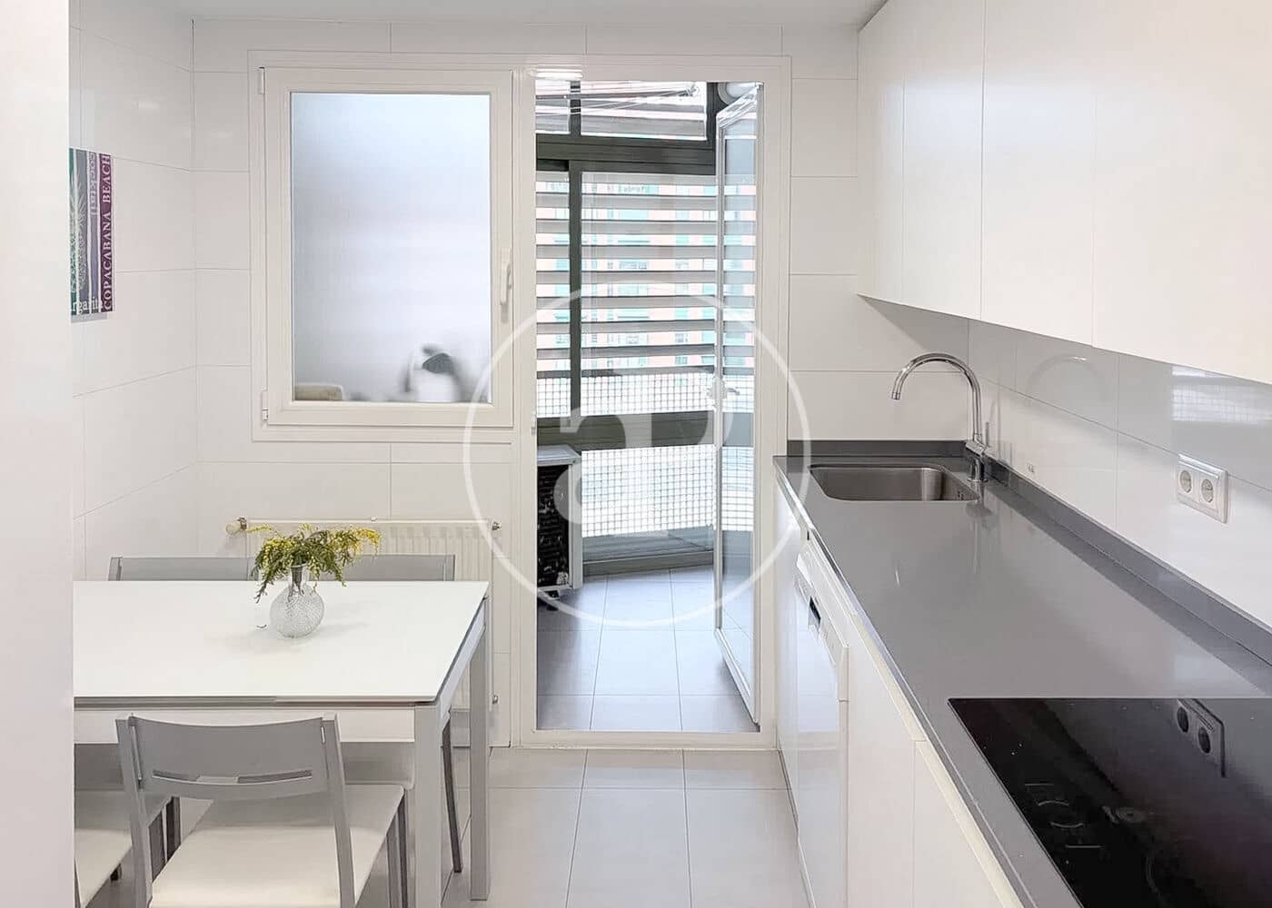 3 soveværelse Lejlighed til salg i Madrid by med swimmingpool - € 768.000 (Ref: 9861878)