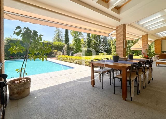 5 quarto Moradia para venda em Pozuelo de Alarcón - 4 100 000 € (Ref: 9861880)