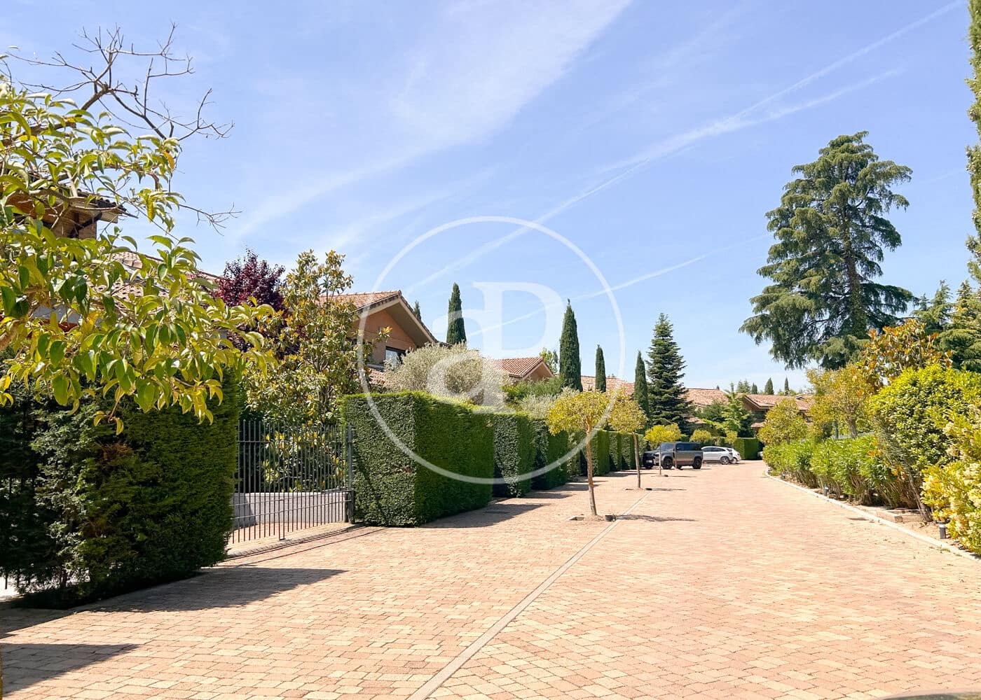 5 bedroom Villa for sale in Pozuelo de Alarcon - € 4,100,000 (Ref: 9861880)