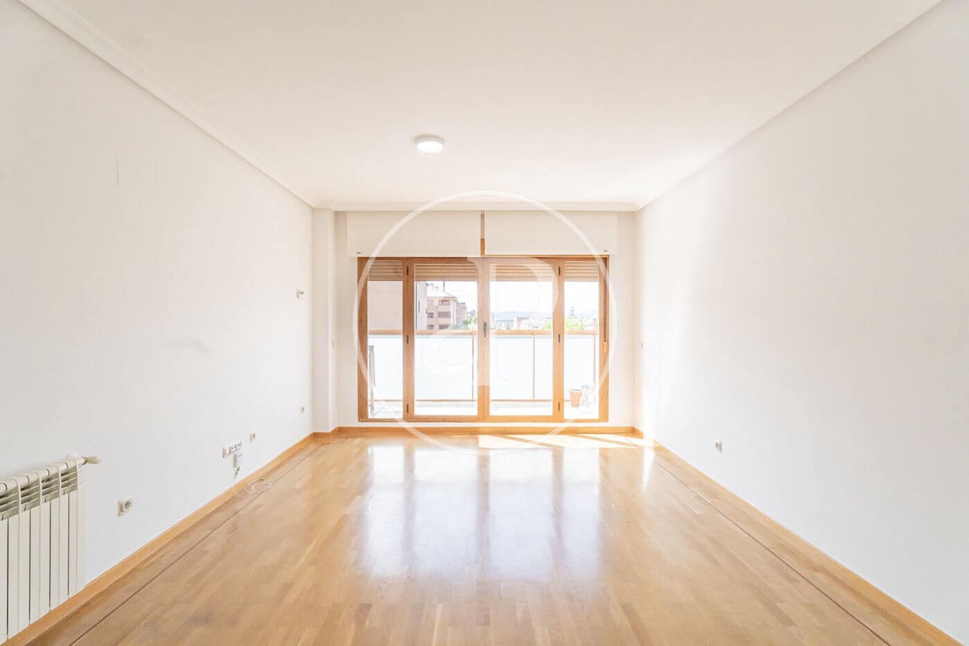 2 bedroom Apartment for rent in Madrid city with pool garage - € 1,850 (Ref: 9861883)