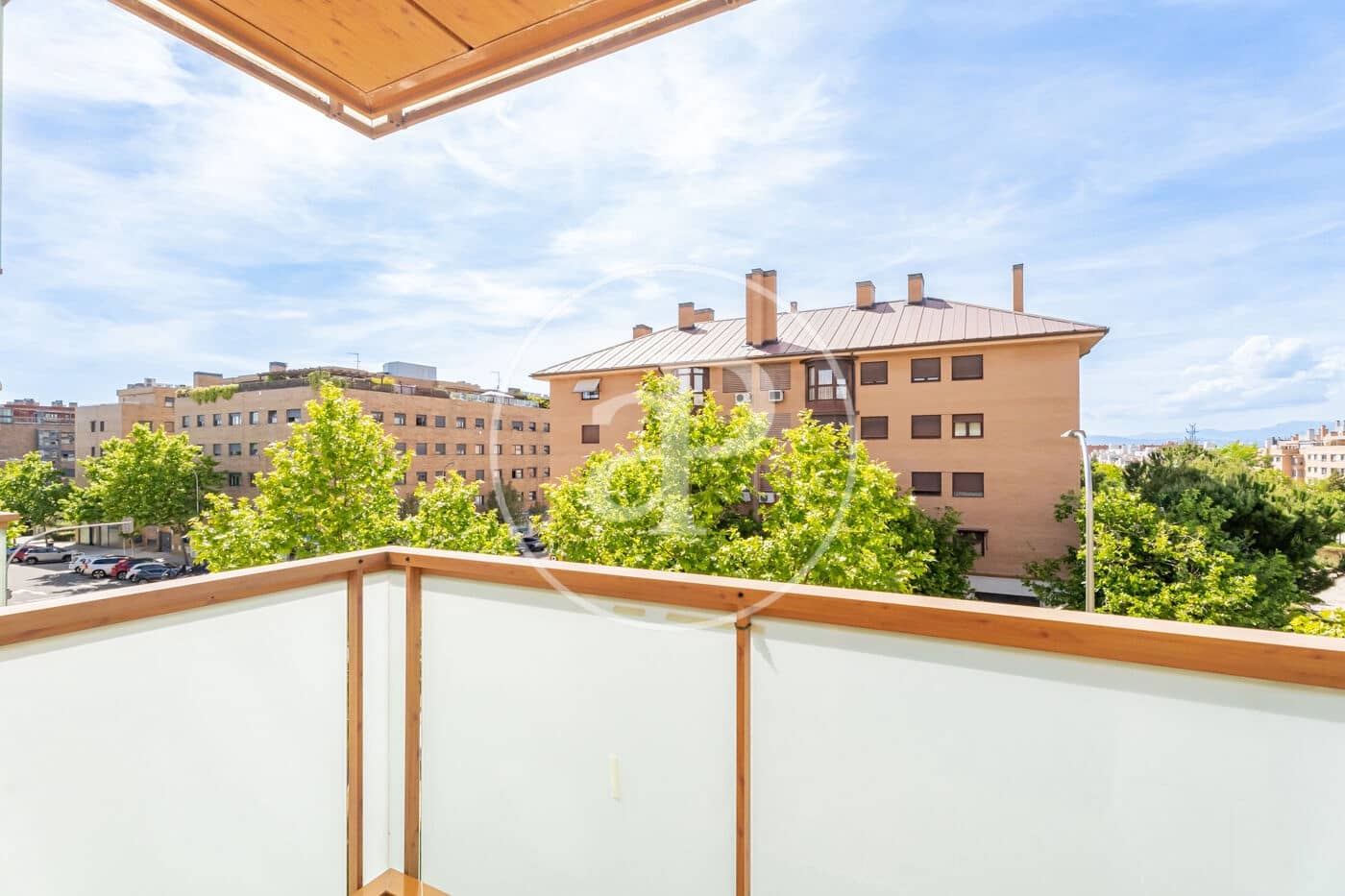 2 bedroom Apartment for rent in Madrid city with pool garage - € 1,850 (Ref: 9861883)