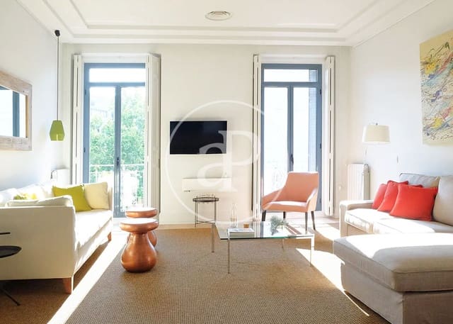 2 soverom Leilighet til leie i Trafalgar, Madrid by - € 4 675 (Ref: 9861884)