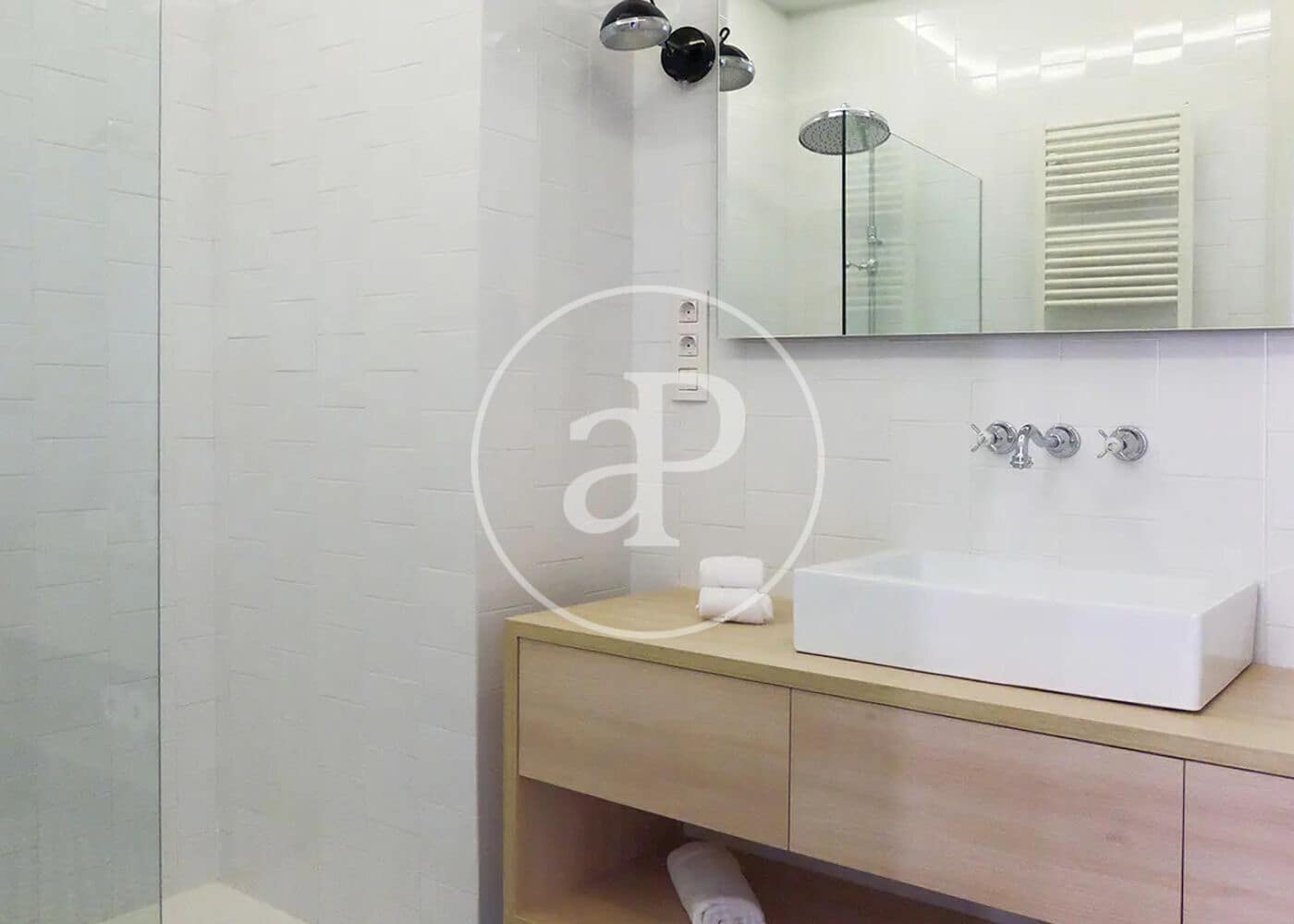 2 soverom Leilighet til leie i Madrid by - € 4 675 (Ref: 9861884)