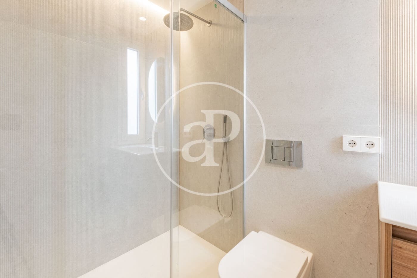 3 soveværelse Lejlighed til salg i Madrid by - € 1.195.000 (Ref: 9865211)