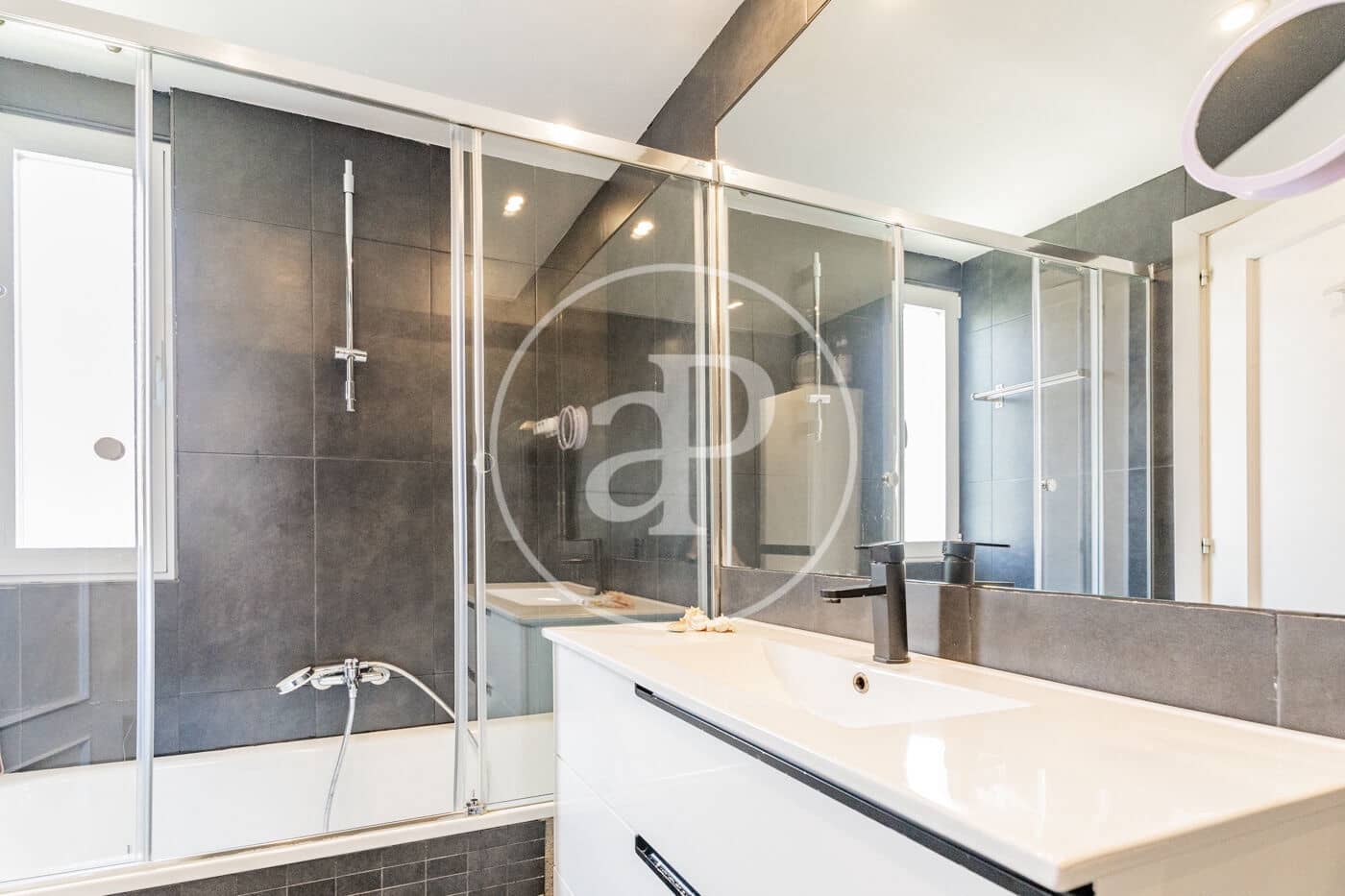 3 quarto Apartamento para venda em Pozuelo de Alarcon com piscina - 850 000 € (Ref: 9865212)