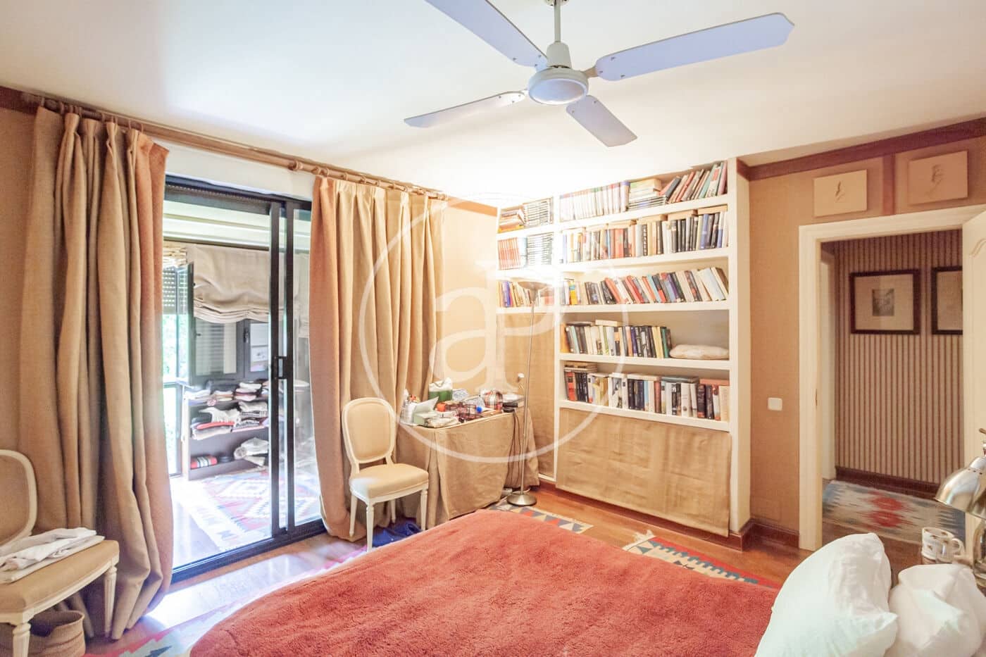 5 bedroom Villa for sale in Las Rozas de Madrid with pool - € 1,100,000 (Ref: 9865213)