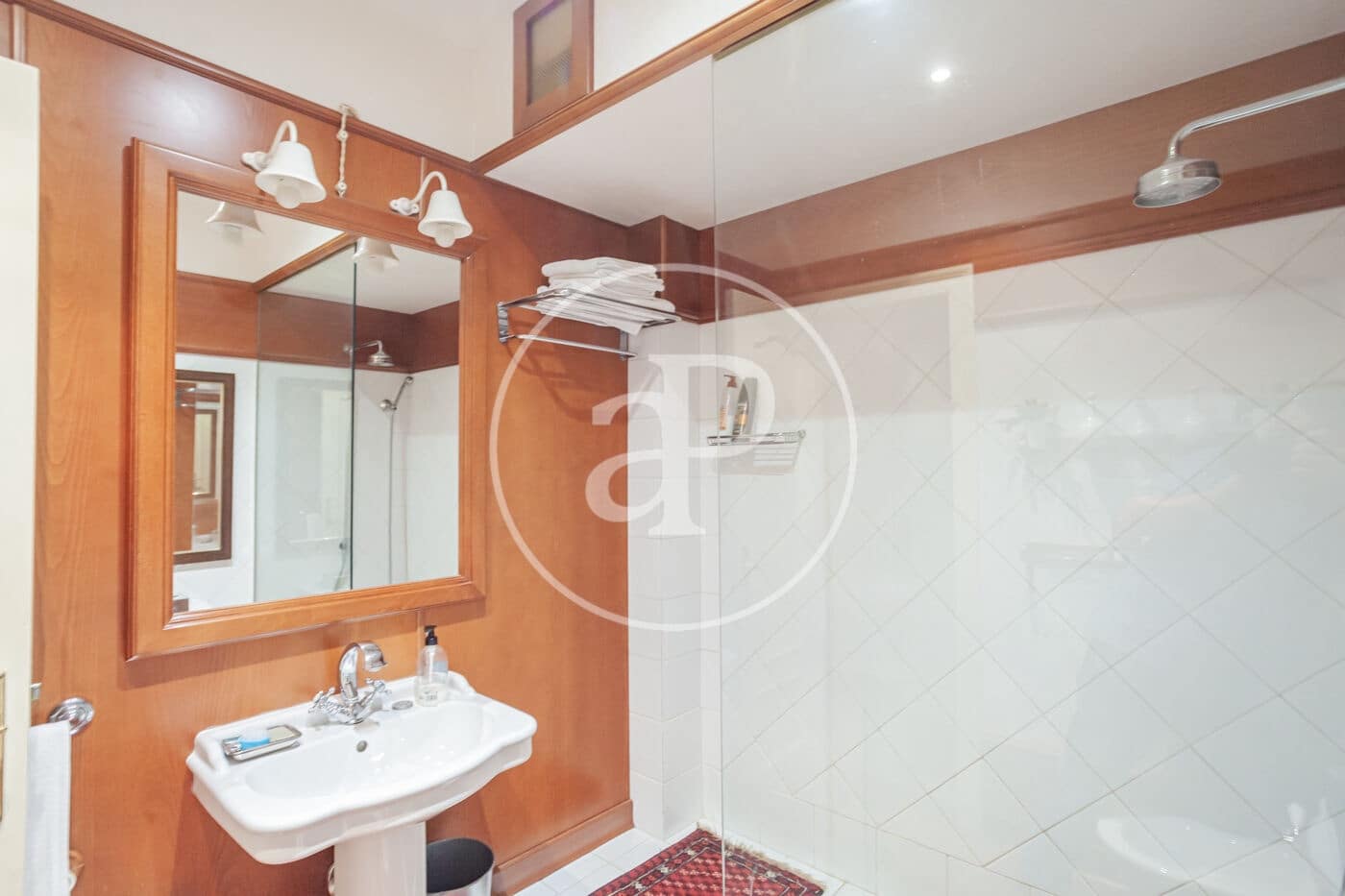 5 bedroom Villa for sale in Las Rozas de Madrid with pool - € 1,100,000 (Ref: 9865213)