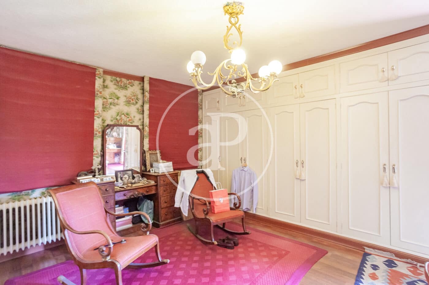 5 bedroom Villa for sale in Las Rozas de Madrid with pool - € 1,100,000 (Ref: 9865213)