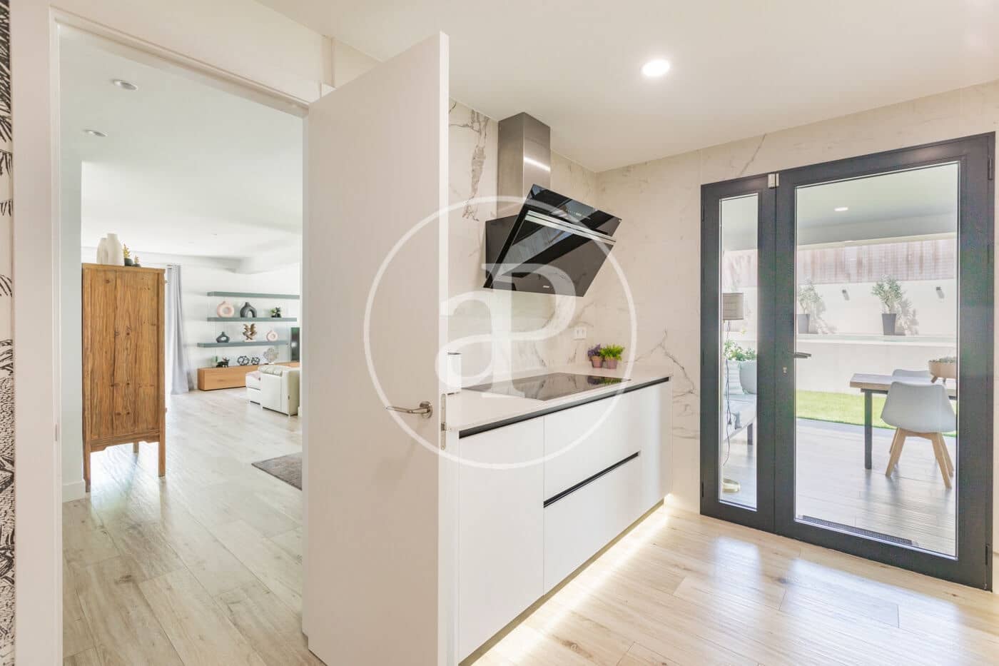 6 bedroom Villa for sale in Pozuelo de Alarcon with pool - € 2,760,000 (Ref: 9867029)