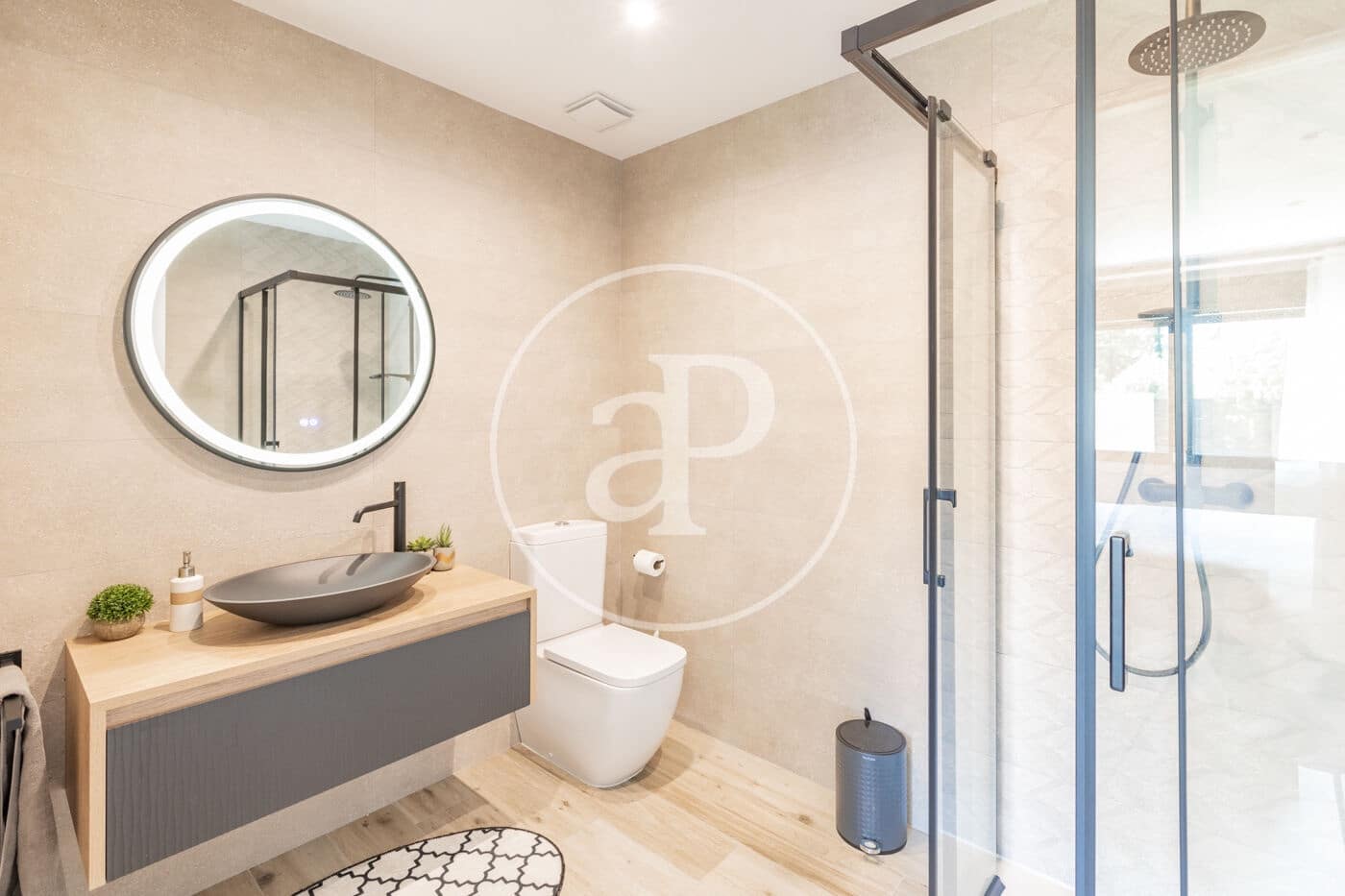 6 bedroom Villa for sale in Pozuelo de Alarcon with pool - € 2,760,000 (Ref: 9867029)