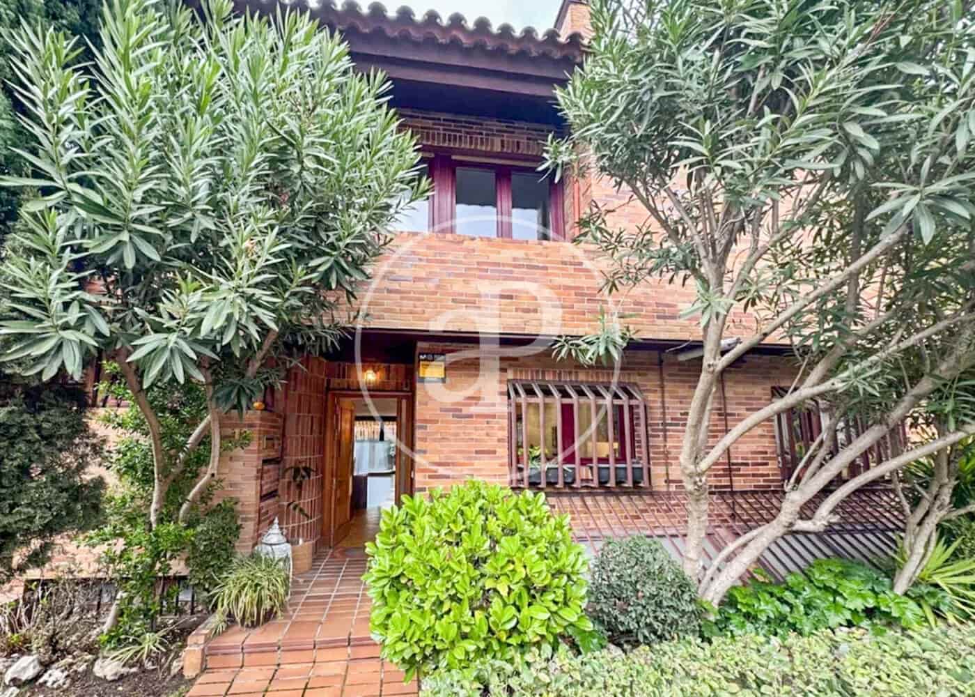 7 slaapkamer Appartement te koop in Majadahonda met zwembad - € 1.150.000 (Ref: 9868608)