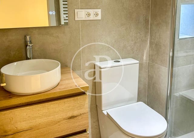 Appartamento in vendita in Cuatro Caminos, Madrid città - 375.000 € (Rif: 9868609)