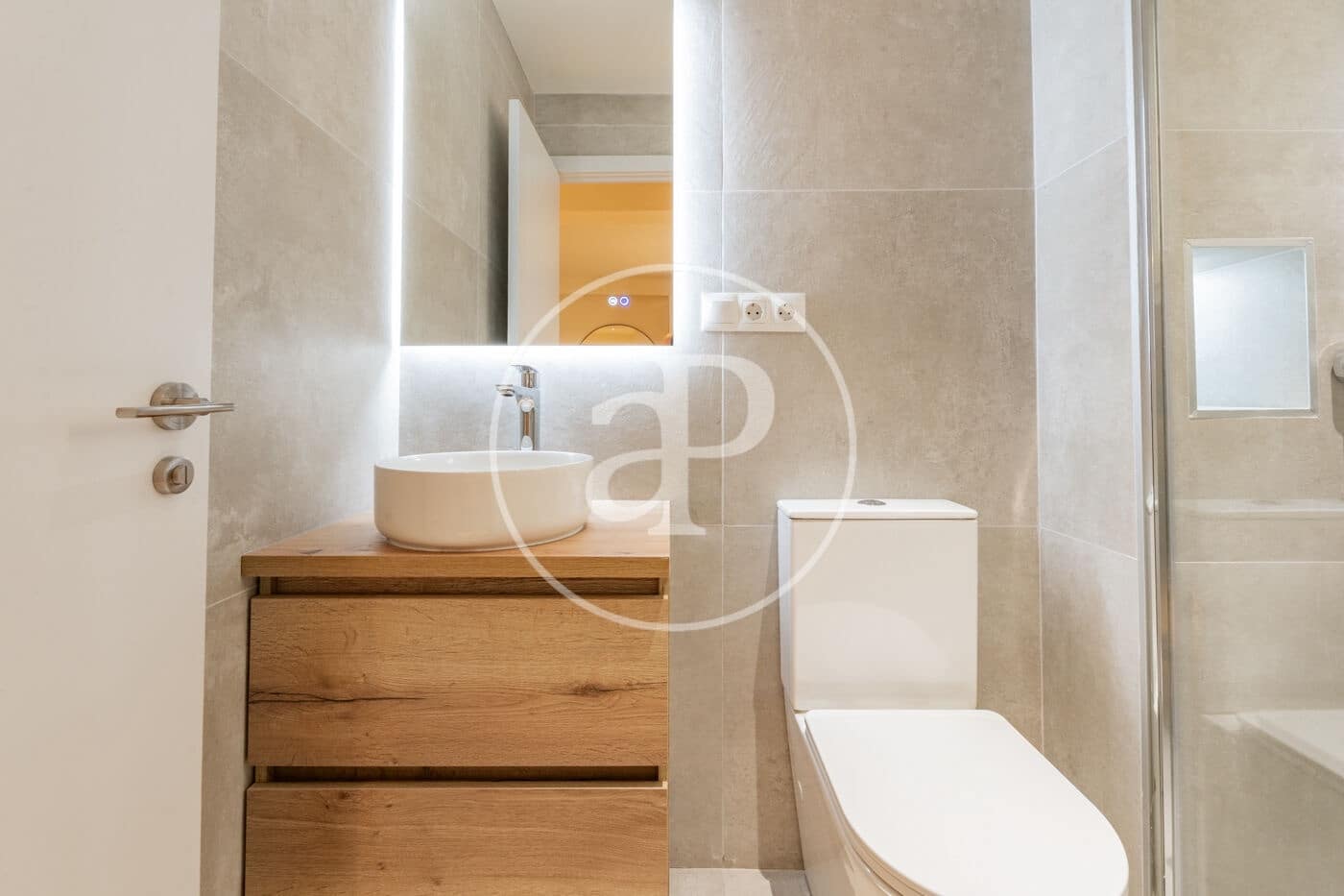 Appartamento in vendita in Madrid citta - 360.000 € (Rif: 9868609)