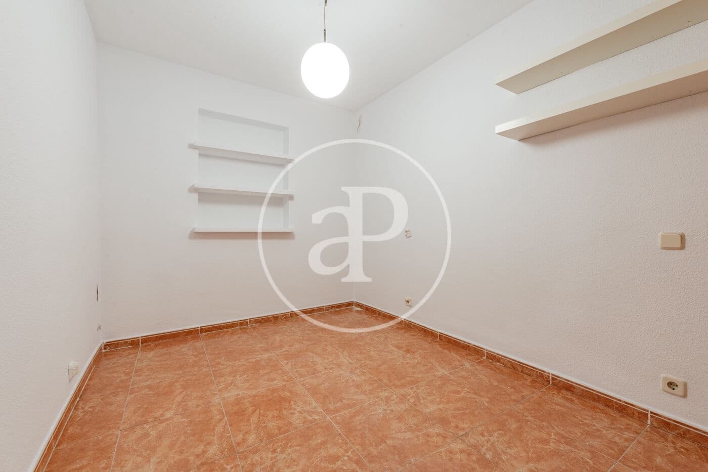 2 soveværelse Lejlighed til salg i Madrid by - € 365.000 (Ref: 9876448)