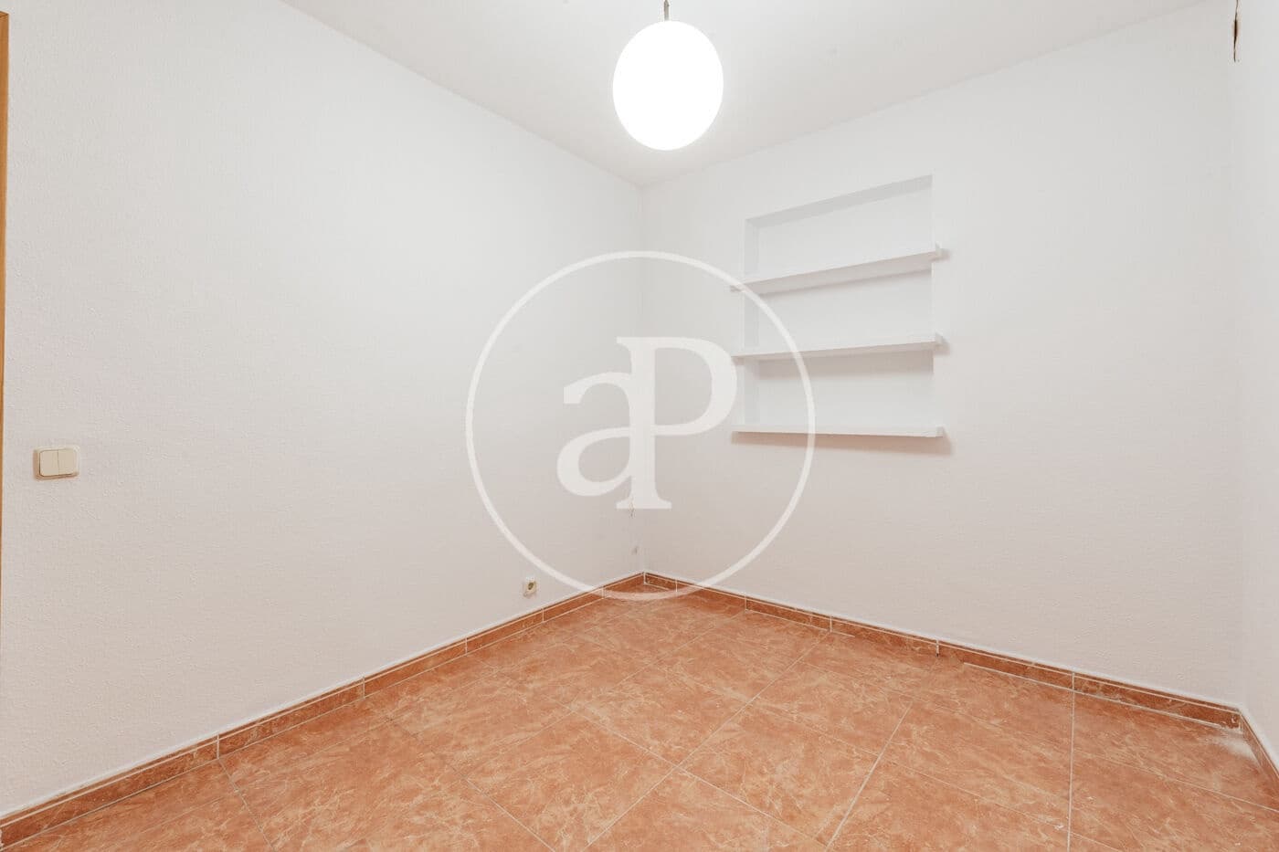2 soveværelse Lejlighed til salg i Madrid by - € 365.000 (Ref: 9876448)
