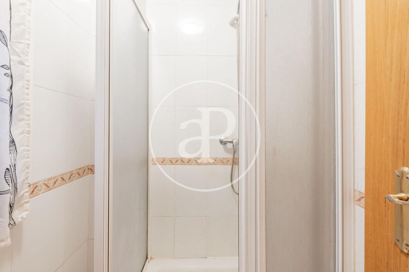 2 soveværelse Lejlighed til salg i Madrid by - € 365.000 (Ref: 9876448)