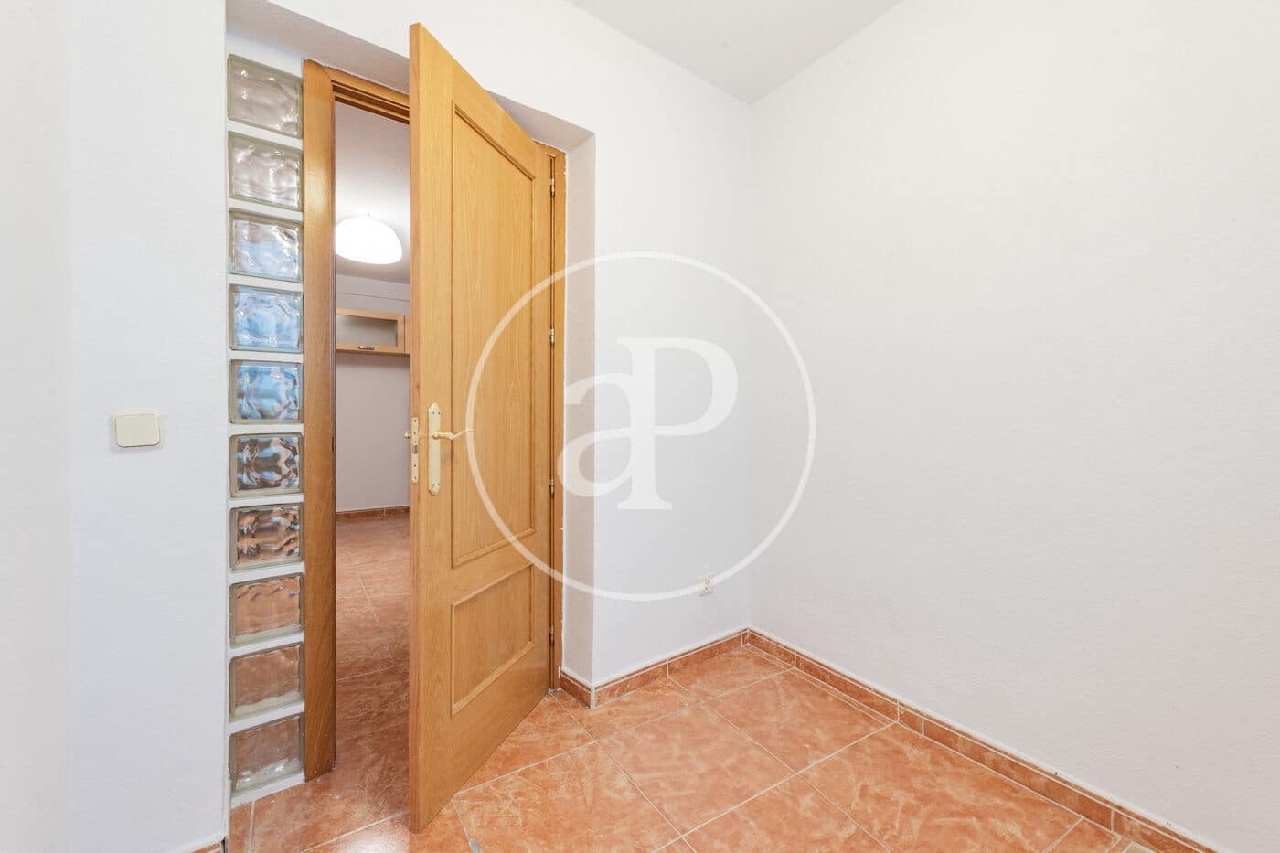 2 soveværelse Lejlighed til salg i Madrid by - € 365.000 (Ref: 9876448)