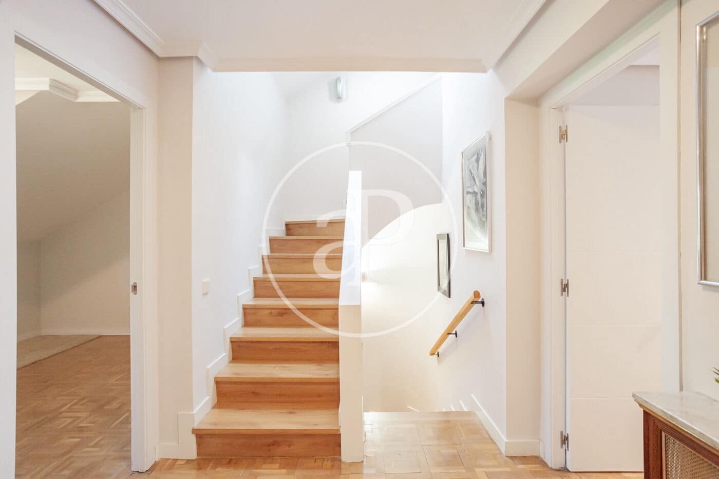 6 chambre Villa/Maison à vendre à Madrid ville avec piscine - 1 990 000 € (Ref: 9876450)