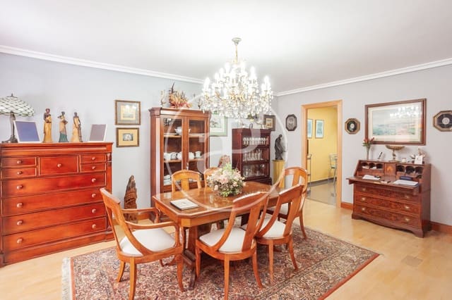 6 chambre Villa/Maison à vendre à Aravaca, Madrid ville avec piscine - 1 990 000 € (Ref: 9876450)