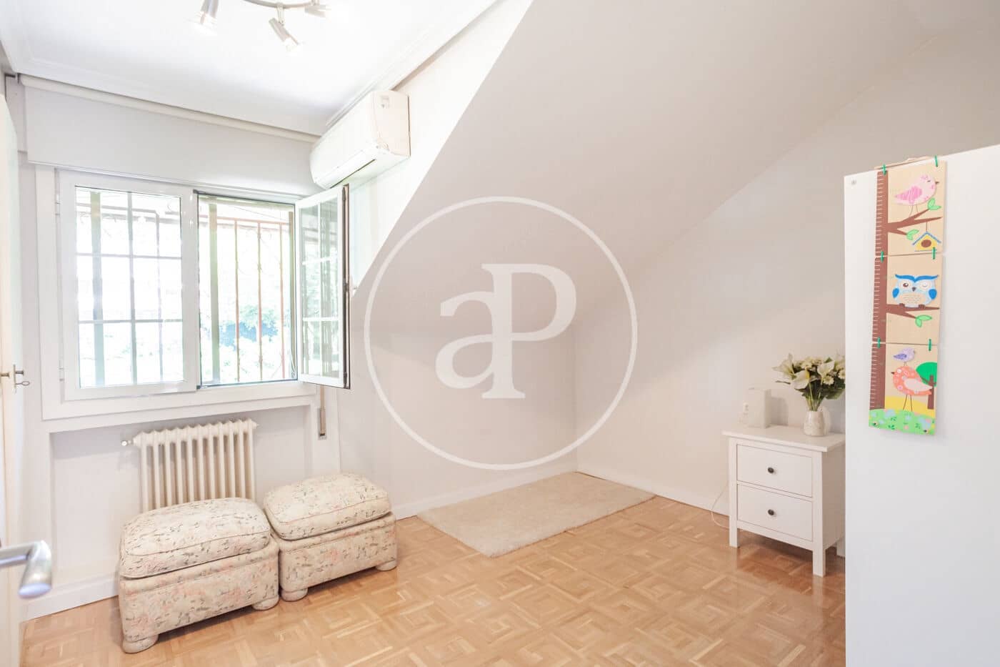 6 chambre Villa/Maison à vendre à Madrid ville avec piscine - 1 990 000 € (Ref: 9876450)