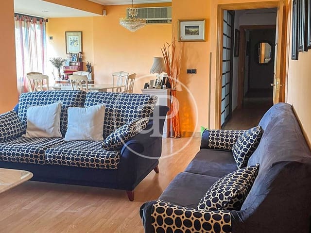 5 sypialnia Apartament na sprzedaż w Valverde, Miasto Madryt z basenem - 1 150 000 € (Ref: 9876452)