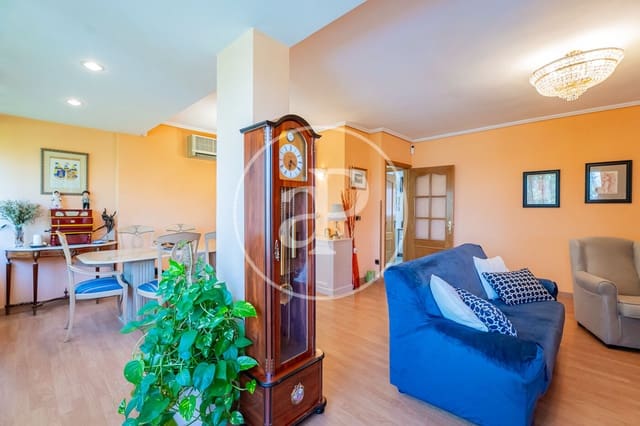5 chambre Appartement à vendre à Valverde, Madrid ville avec piscine - 1 150 000 € (Ref: 9876452)