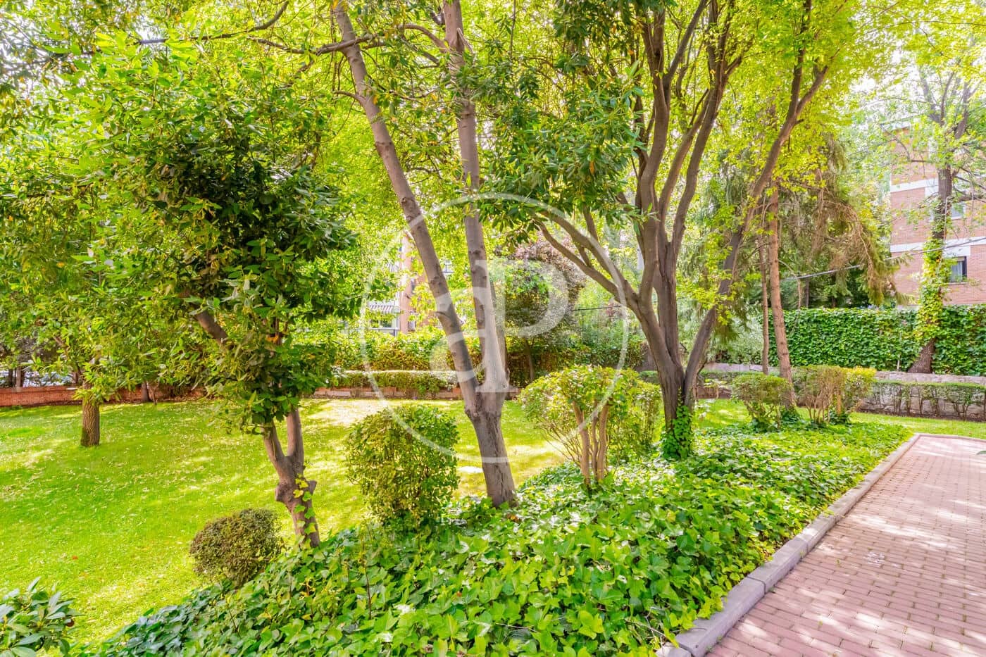 5 slaapkamer Appartement te koop in Madrid stad met zwembad - € 1.150.000 (Ref: 9876452)