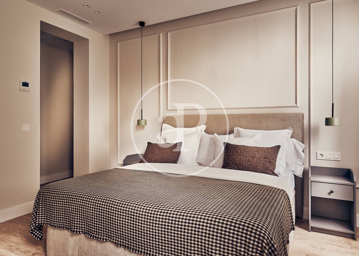 3 soveværelse Lejlighed til salg i Madrid by - € 1.799.000 (Ref: 9876453)