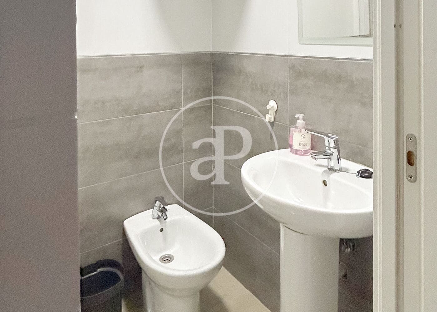 3 sovrum Lägenhet till salu i Madrid stad - 440 000 € (Ref: 9876454)