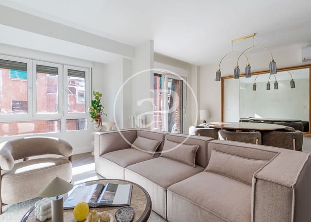 2 makuuhuone Huoneisto myytävänä paikassa Prosperidad, Madrid kaupunki - 930 000 € (Ref: 9876455)