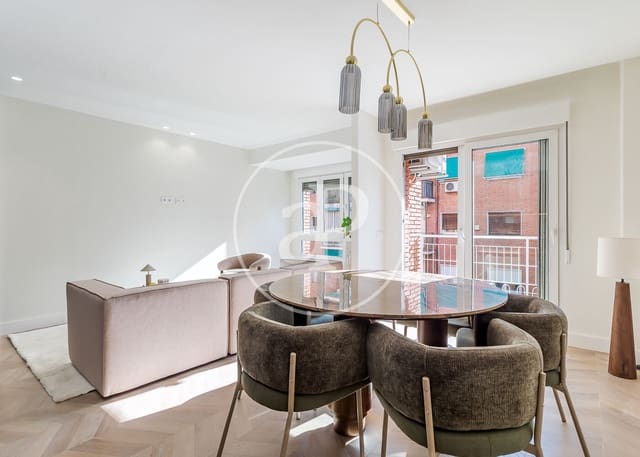 2 makuuhuone Huoneisto myytävänä paikassa Prosperidad, Madrid kaupunki - 930 000 € (Ref: 9876455)