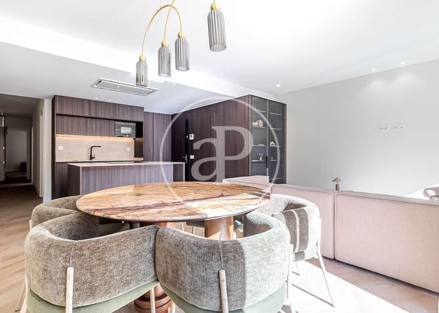 2 makuuhuone Huoneisto myytävänä paikassa Prosperidad, Madrid kaupunki - 930 000 € (Ref: 9876455)