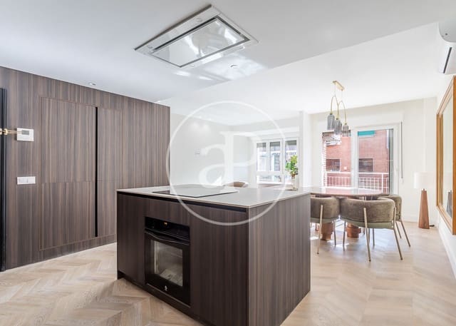 2 makuuhuone Huoneisto myytävänä paikassa Prosperidad, Madrid kaupunki - 930 000 € (Ref: 9876455)