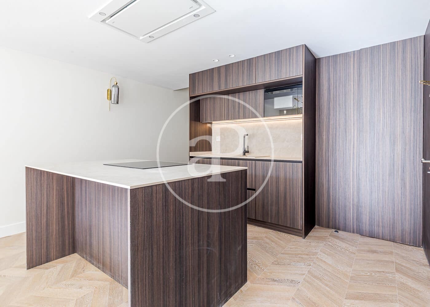 2 makuuhuone Huoneisto myytävänä paikassa Madrid kaupunki - 930 000 € (Ref: 9876455)
