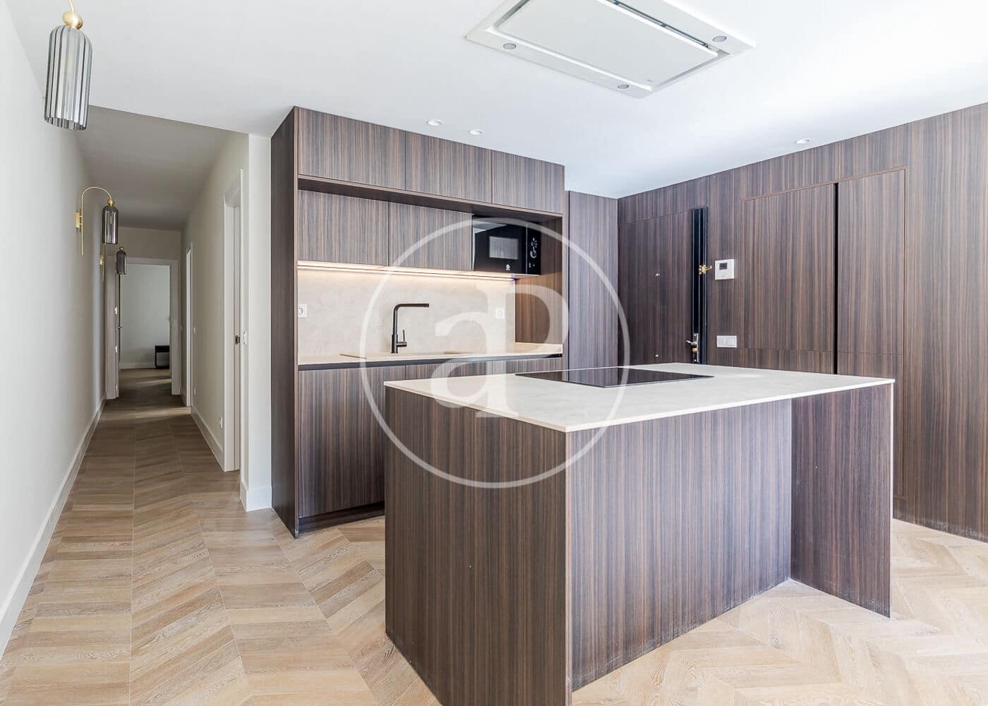2 makuuhuone Huoneisto myytävänä paikassa Madrid kaupunki - 930 000 € (Ref: 9876455)