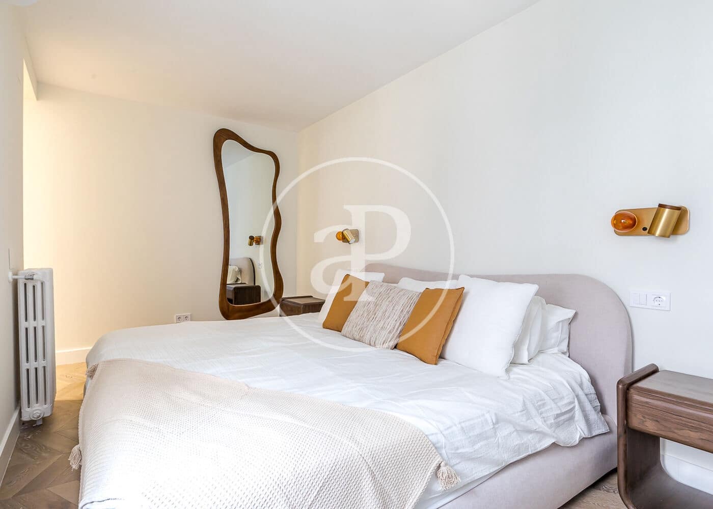 2 makuuhuone Huoneisto myytävänä paikassa Madrid kaupunki - 930 000 € (Ref: 9876455)