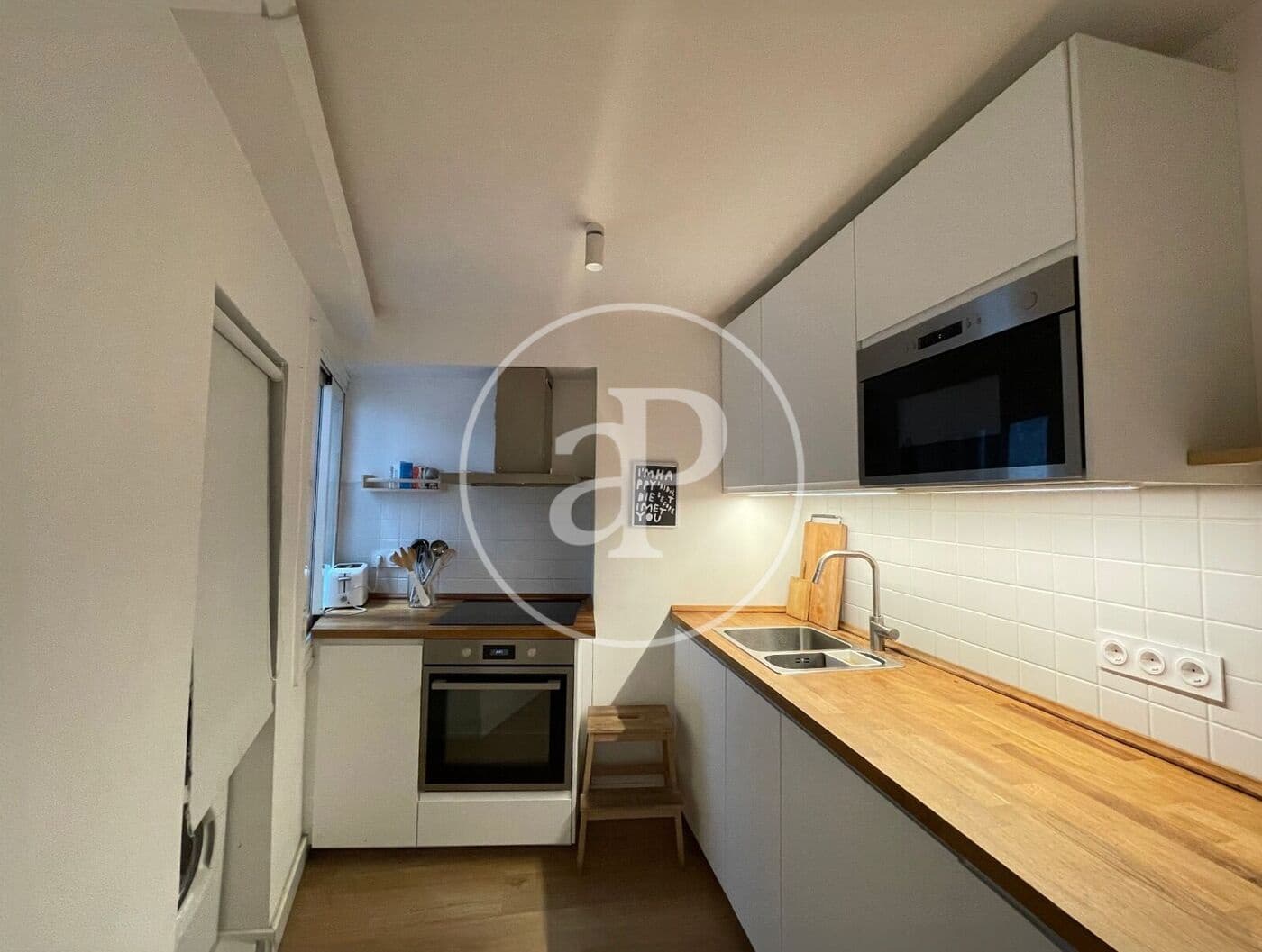 2 soveværelse Lejlighed til salg i Madrid by - € 590.000 (Ref: 9878938)