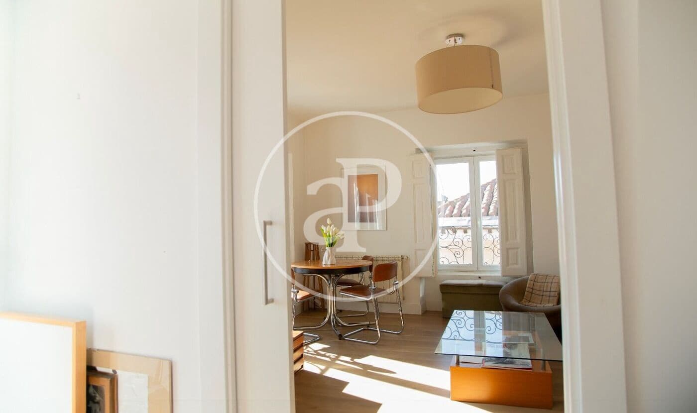 2 soveværelse Lejlighed til salg i Madrid by - € 590.000 (Ref: 9878938)