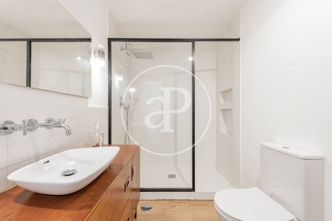 2 bedroom Apartment for sale in Madrid city - € 590,000 (Ref: 9878938)