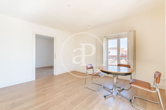 2 makuuhuone Huoneisto myytävänä paikassa Embajadores, Madrid kaupunki - 590 000 € (Ref: 9878938)