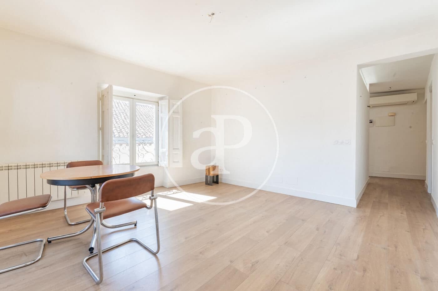 2 bedroom Apartment for sale in Madrid city - € 590,000 (Ref: 9878938)