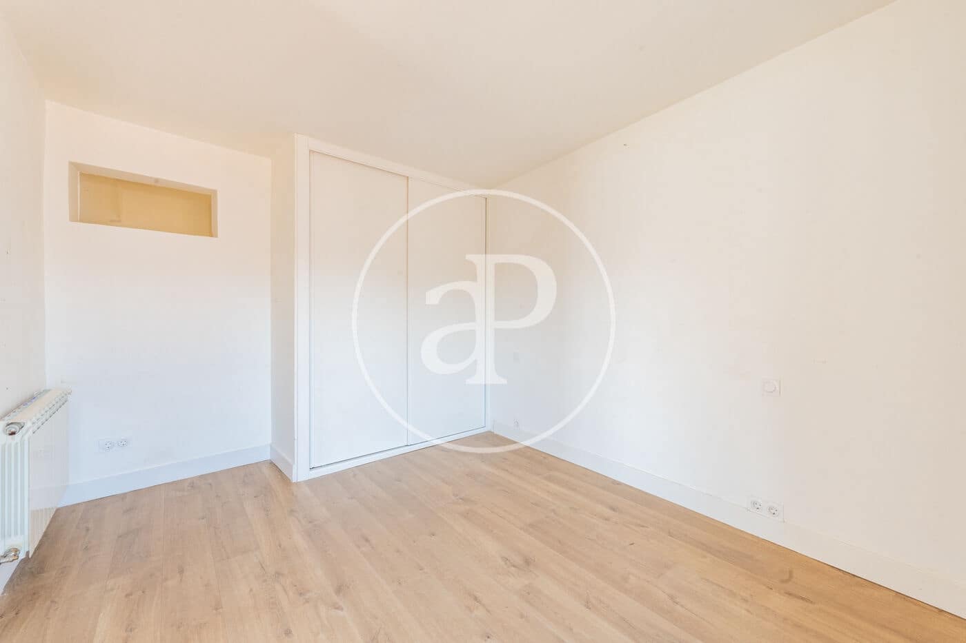 2 bedroom Apartment for sale in Madrid city - € 590,000 (Ref: 9878938)