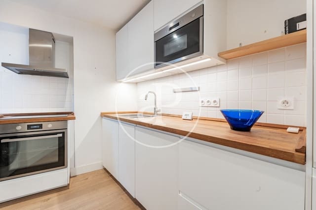 2 makuuhuone Huoneisto myytävänä paikassa Embajadores, Madrid kaupunki - 590 000 € (Ref: 9878938)