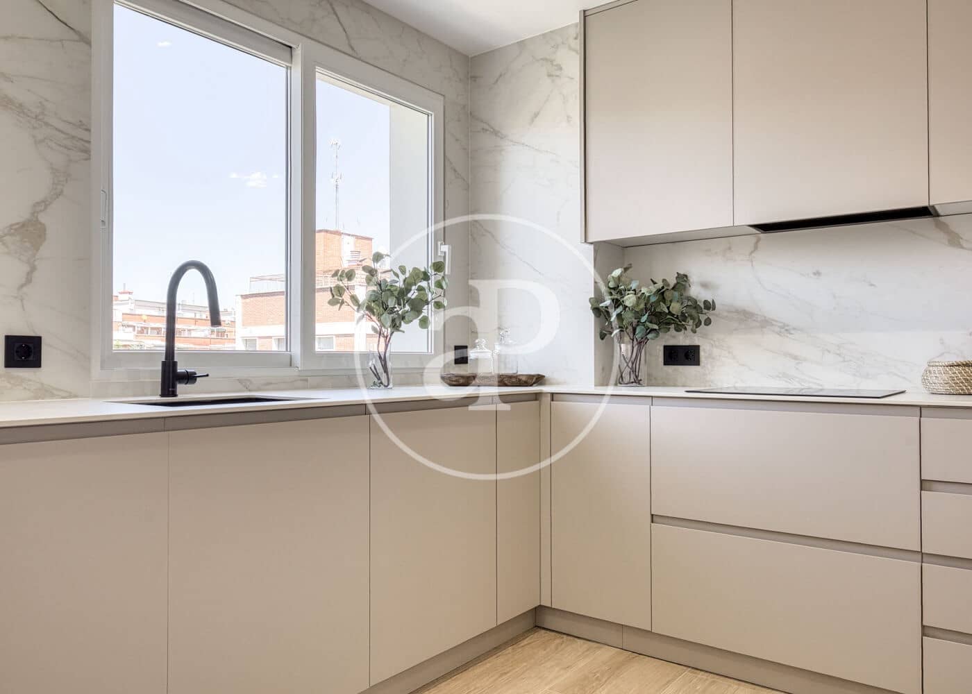 4 makuuhuone Huoneisto myytävänä paikassa Madrid kaupunki - 1 280 000 € (Ref: 9878939)