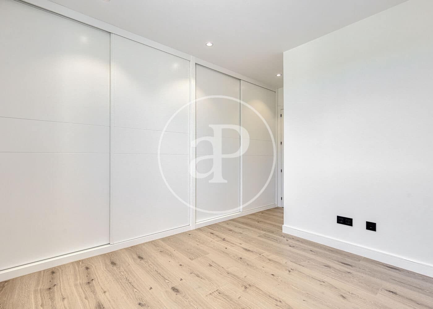 4 makuuhuone Huoneisto myytävänä paikassa Madrid kaupunki - 1 280 000 € (Ref: 9878939)