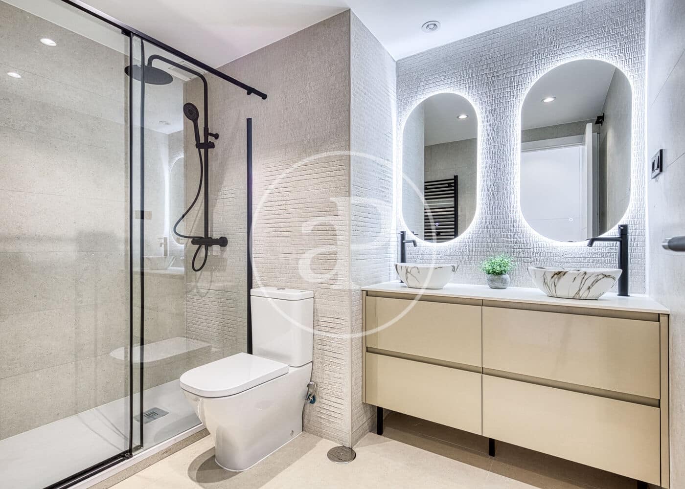4 makuuhuone Huoneisto myytävänä paikassa Madrid kaupunki - 1 280 000 € (Ref: 9878939)